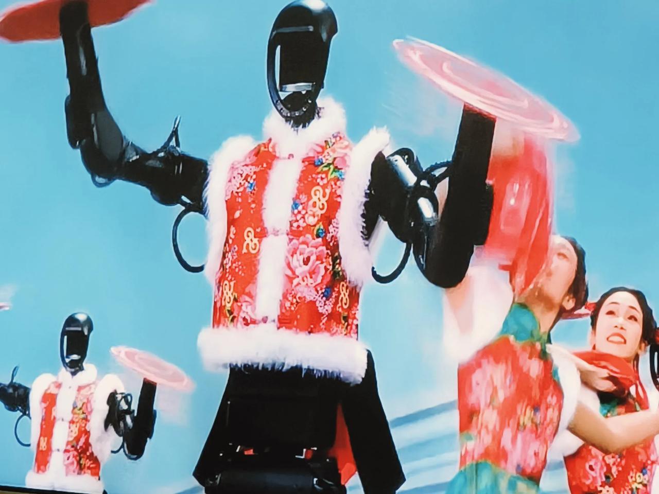 赏璀璨烟火中国智慧就是，即便你是高科技，也要给爷乐一个！[呲牙]应用场景很多元。