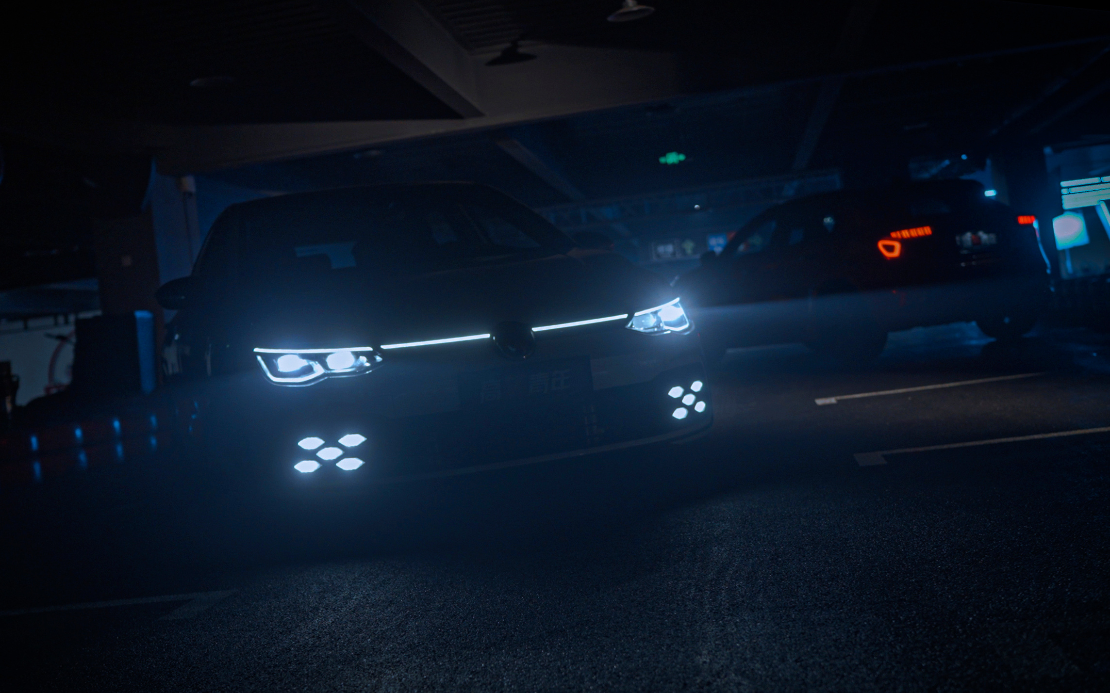 收到了冠军寄来的GTI edition 50周边  有心了兄弟。也顺带和大家分享