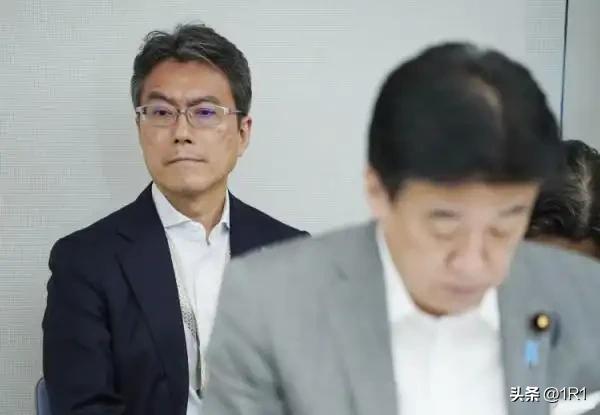 公款出差带情人过夜！高市早苗核心亲信茂木正彻底翻车。被曝5次赴大阪公干期间，私邀