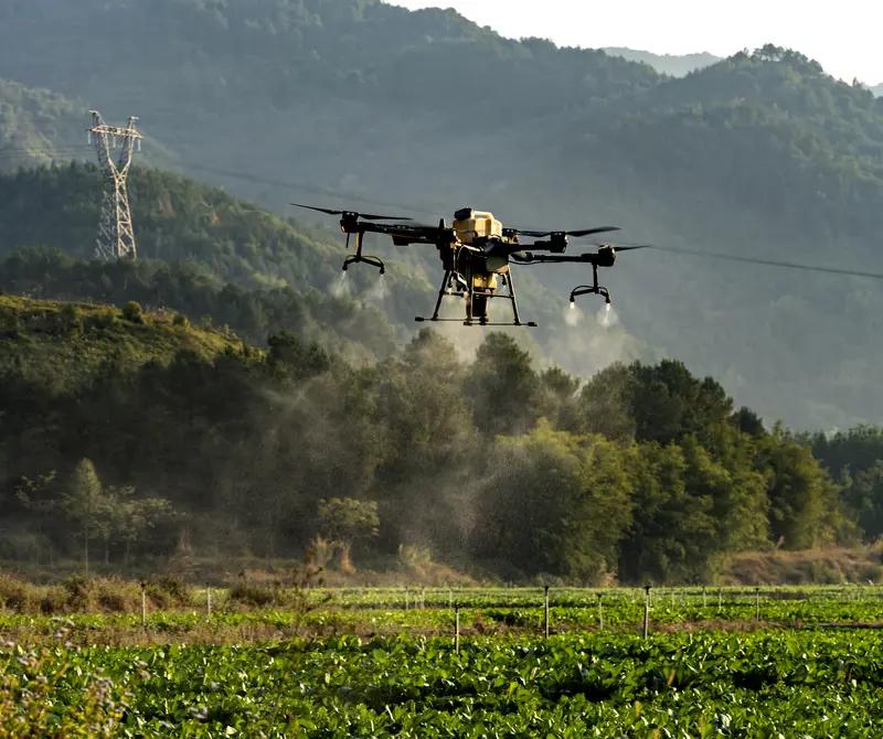 湖南一无人机洒农药未清场，致1名路人死亡，飞手赔偿63万 ，取得了被害人家属谅解