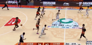 珀塞尔到底好不好用
进攻现在只能指着珀塞尔，也能投进一些球，但是同时带来的是多次