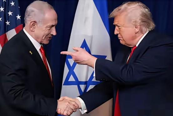 别被伊朗的强硬给骗了！
 
截至2026年4月，伊朗黑市上1美元已经能兑换145