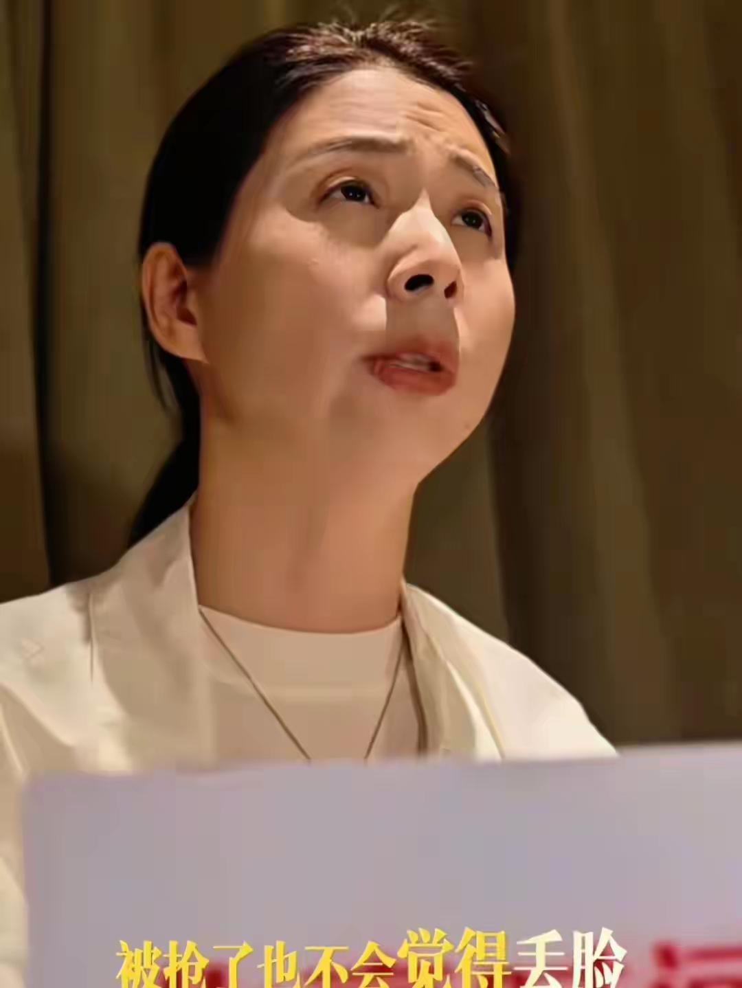 喝酒是一种职业吗？是工作？还是工作必须喝酒？
换句话说，难道被强奸也是一种工作职
