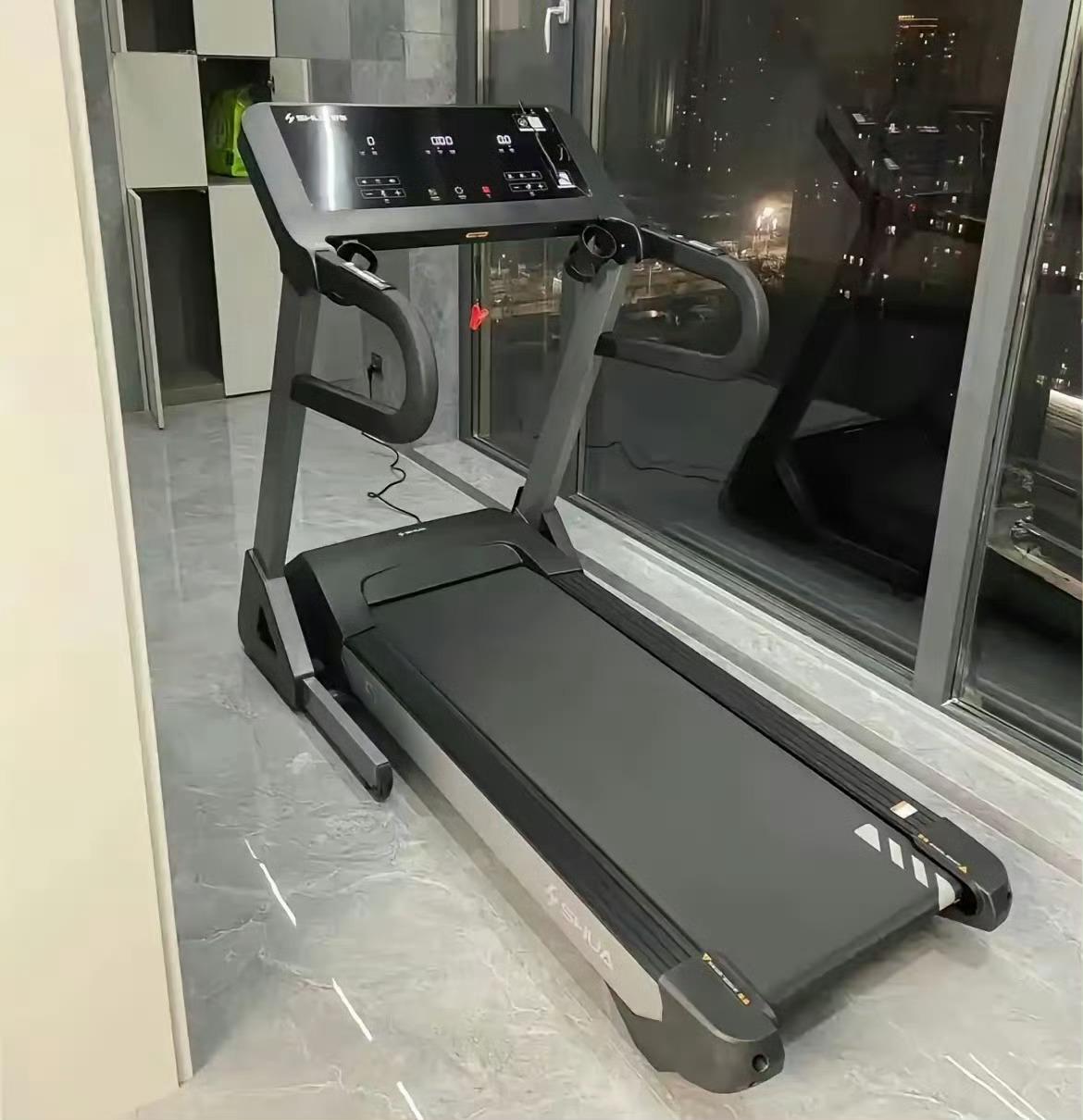 我总结出了家庭15个不要买的物件：

1、扫地机：不买。
2、跑步机：不买，容易