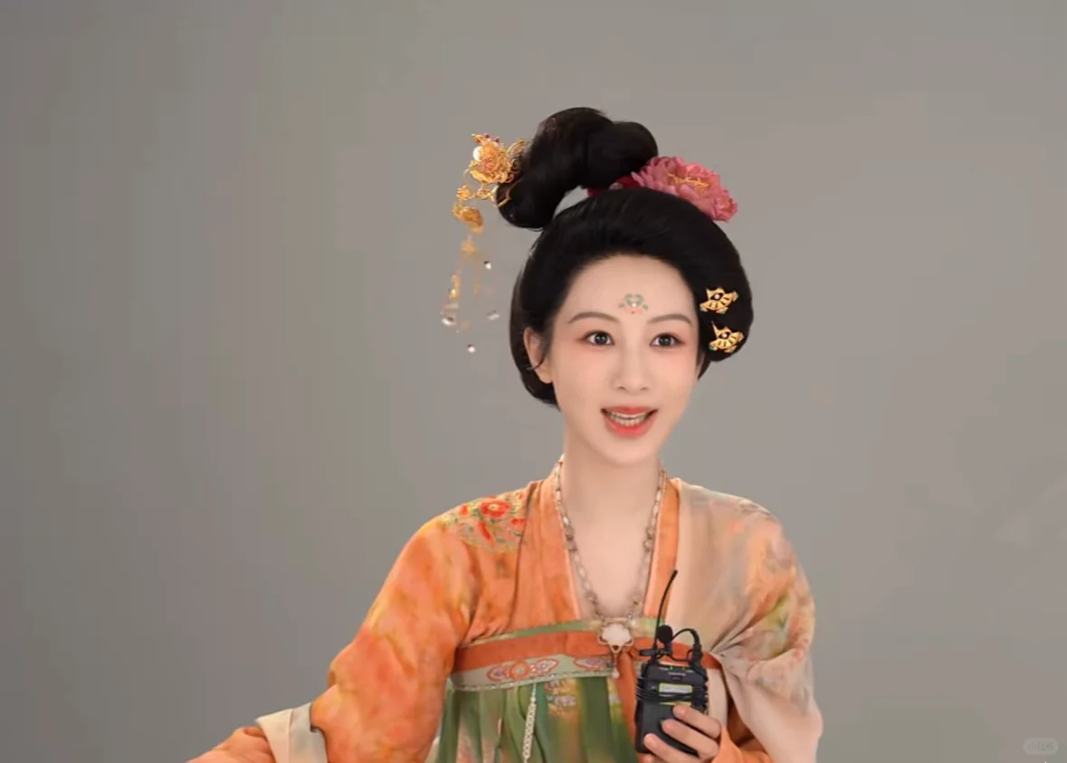 杨紫谈国色芳华小院置景