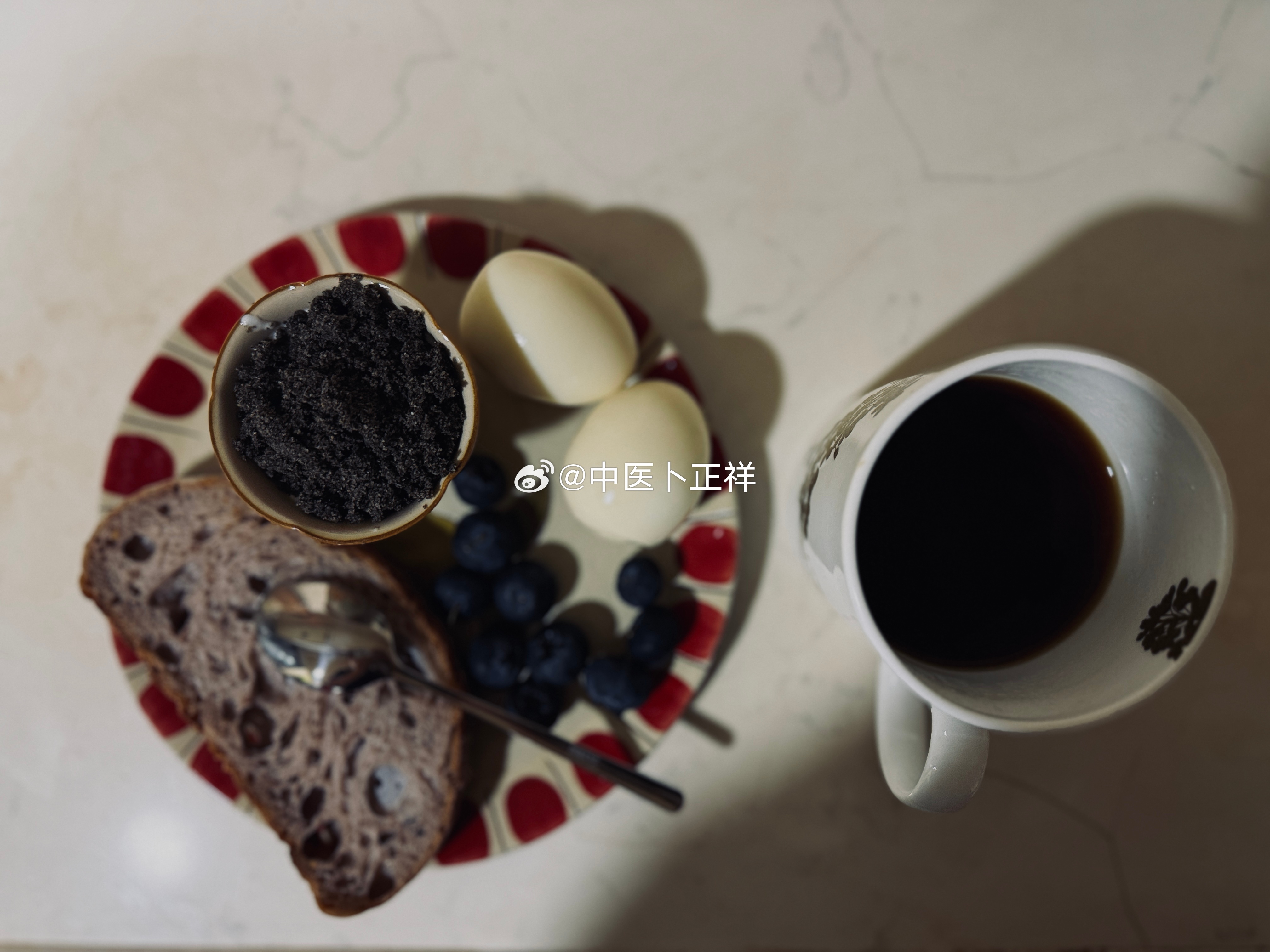 Good morning!我真的是一个特别爱吃饭的，哪怕再累，都要爬起来吃个早饭，不然觉得一整天都很亏[收到] ​​​