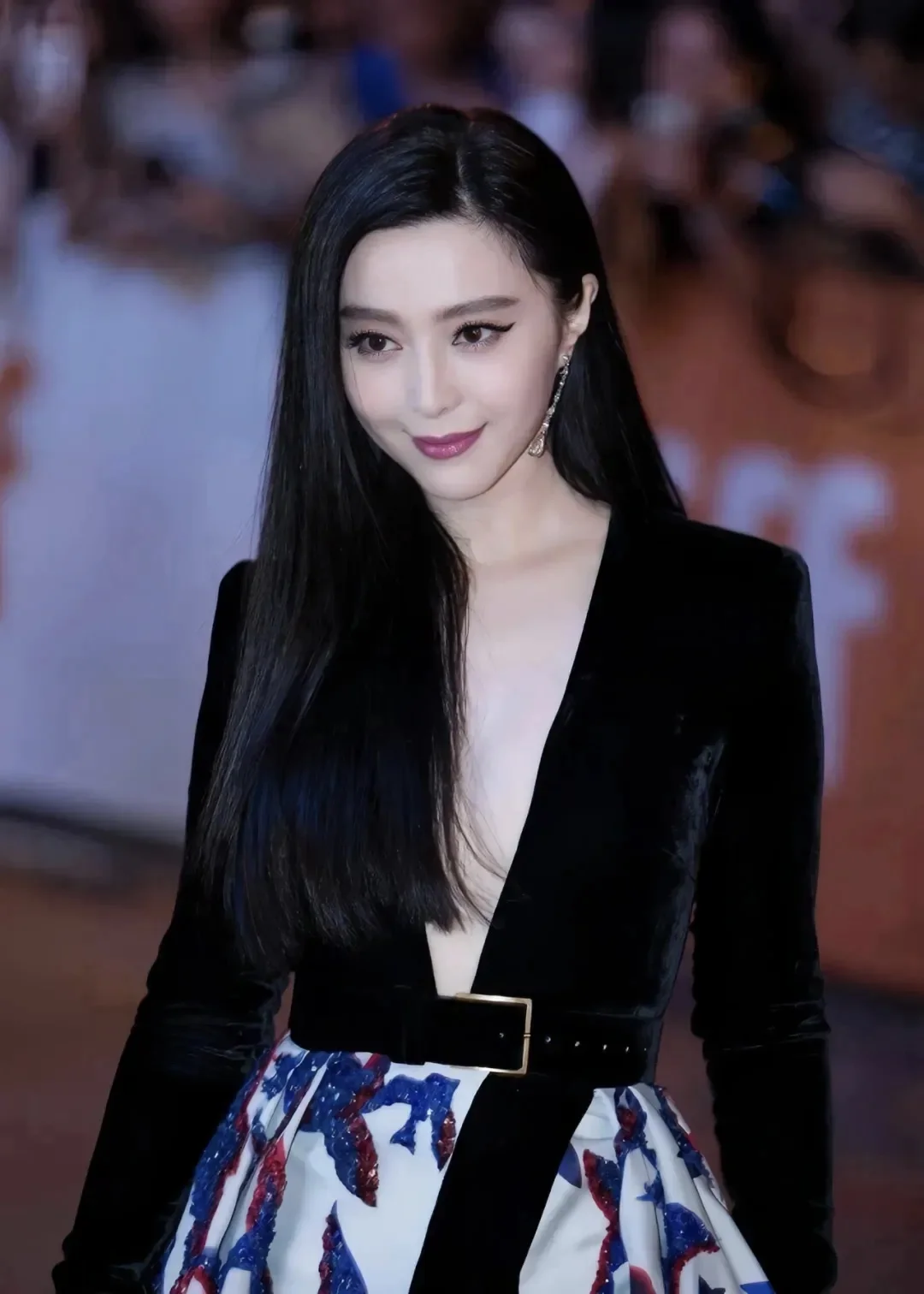 谁懂啊，她真的好美啊，好有气质啊 冰冰