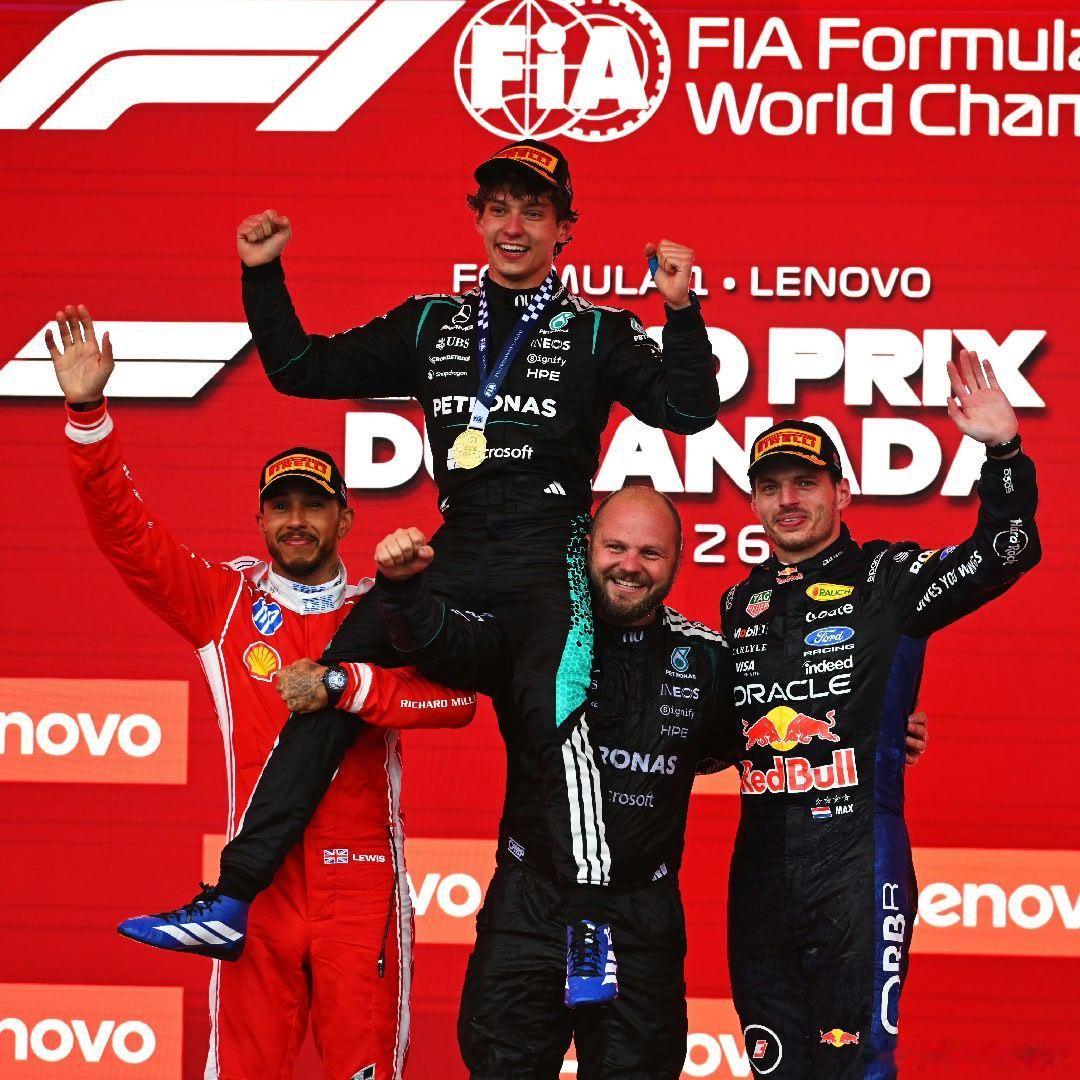🏁 F1 2026赛季第五站 加拿大大奖赛，梅奔内斗了半场比赛，以拉...