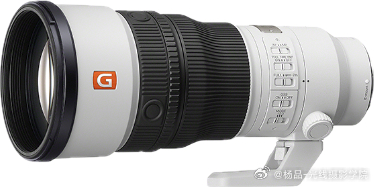 我的个天！索尼掀桌子了啊！全新400mm F4.5，只要18999元！全新600mmF6.3镜头，官方售价只要24999元！2026年9月15日，索尼发布了全新的大炮镜头，这次，价格实在是太吓人了啊！

而且，这两款长焦镜头，体型和重量，也应该是很受欢迎……这两款镜头重量都不到1公斤，我的个天啊！

看来，索尼在体育摄 ​