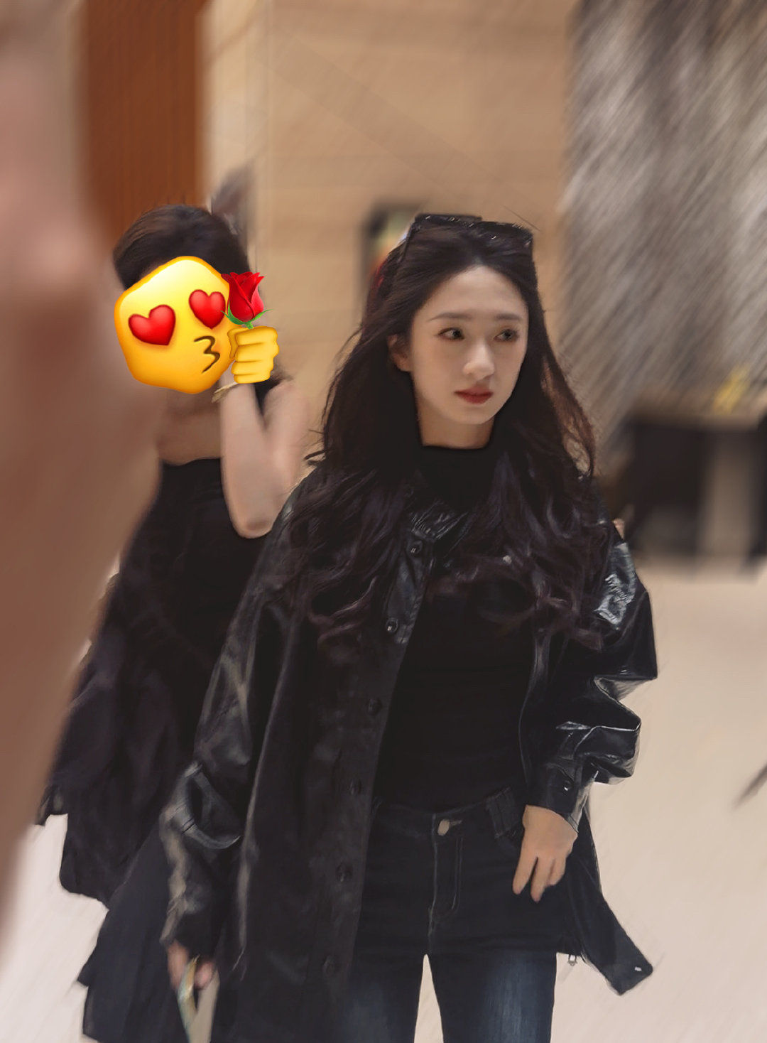谭盐盐完全1️⃣姐！！！！老公姐[流鼻血]帅断腿了[流鼻血]all black好喜欢😍​