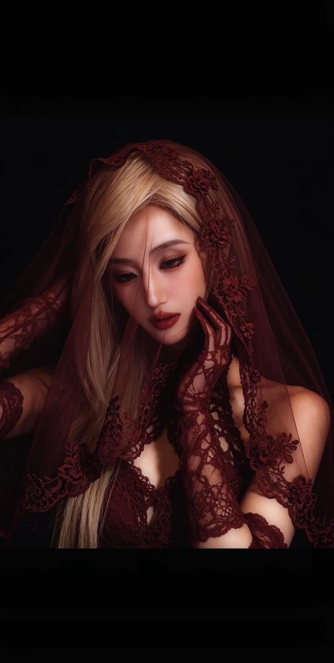 绯红女巫。珍米栗