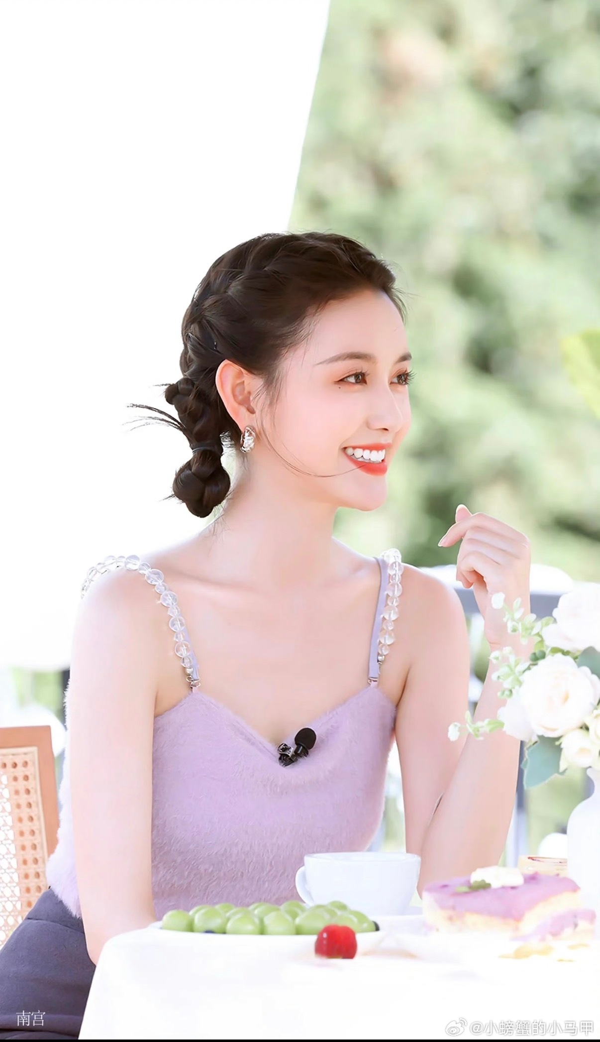 针对10月17日网传的蒋依依与郭麒麟结婚的爆料，双方已连夜火速辟谣，蒋依依方明确表示“纯属造谣，从认识到现在一直都是好朋友”，为这起闹剧画上句号。  一、辟谣核心：双方火速否认- 蒋依依方态度：其工作