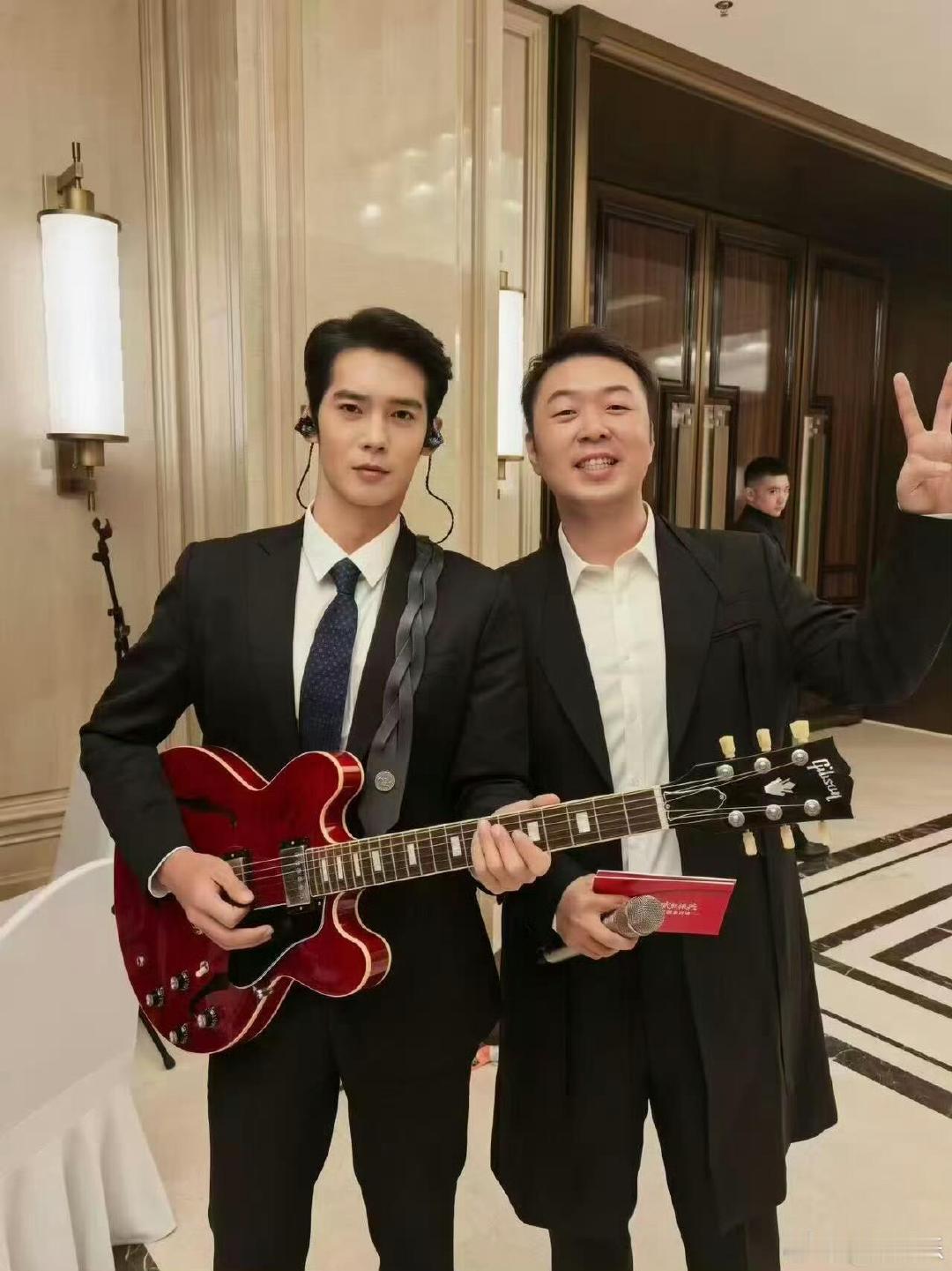 #于适杜海涛合照#次元壁破了，于适和杜海涛同框，深挖之后才知道二人是辽宁老乡。#于适杜海涛原来是老乡# ​