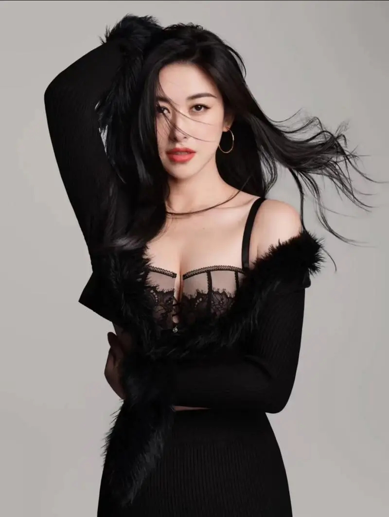 东方第一性感美人朱珠，内娱御姐之巅,性感到上榜&;全球最美面孔&;,妩...