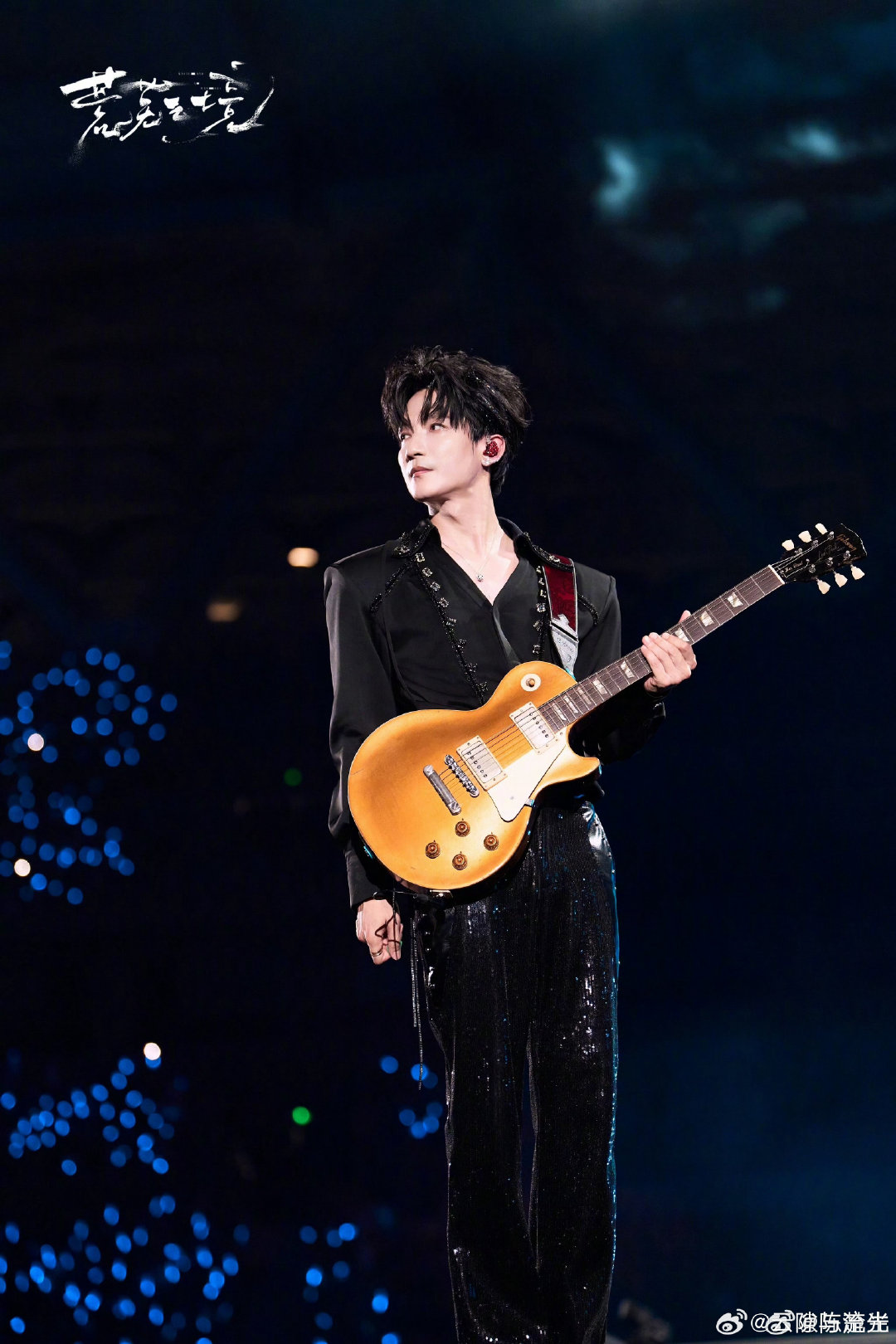 #陈楚生[超话]# 啧…去年看电影看了三遍！片尾曲一点没落听了三遍！还说真好听，还加了歌单，咋就咋就没听听其他的歌！咋就当时没关注陈楚生，后知后觉…
要不早就能去看演唱会了真的是！现！在！都！晚！了！补课都不知道从哪补… ​