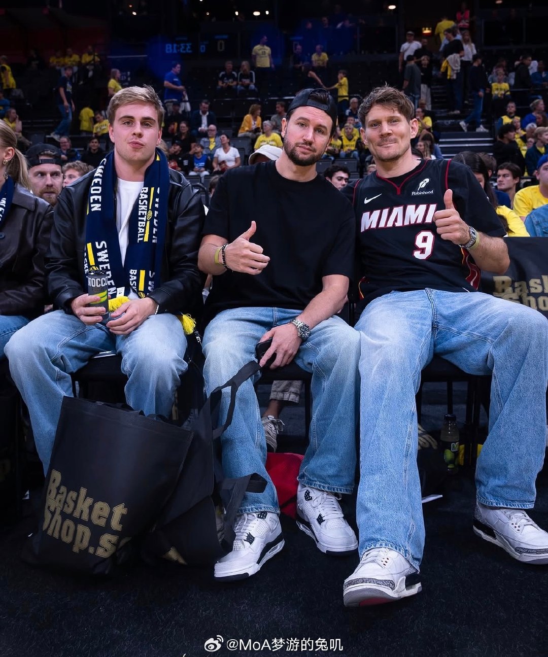 昨天看球赛官方照片🏀 ​