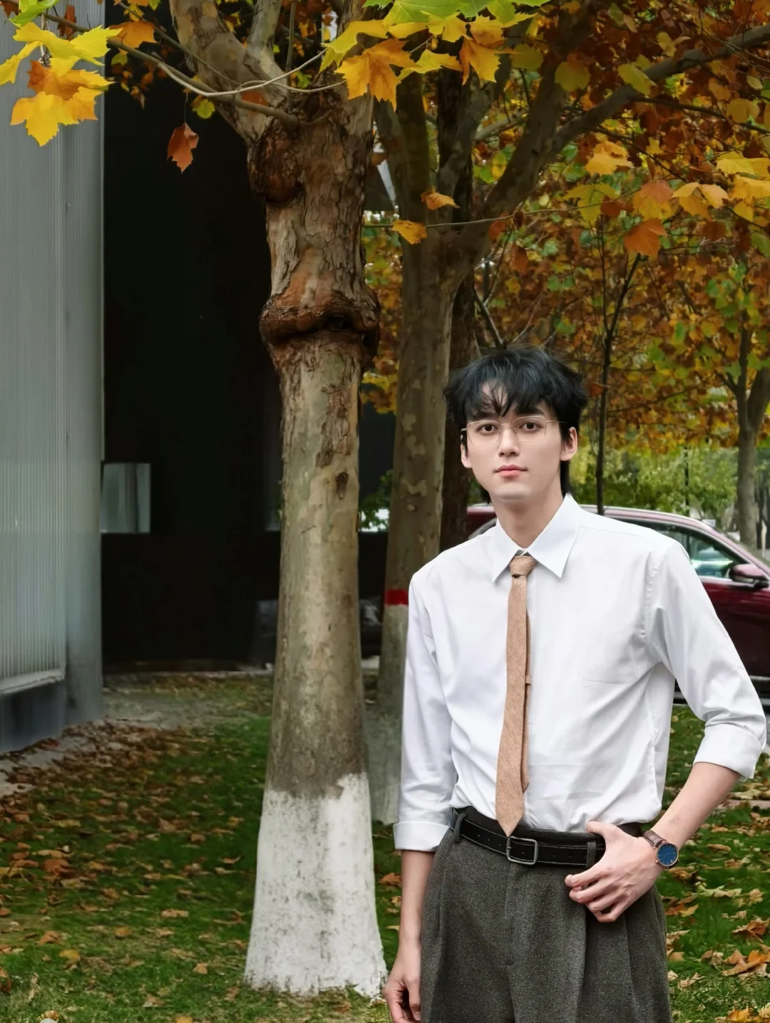 请张呈把这个造型焊死好吗！！！