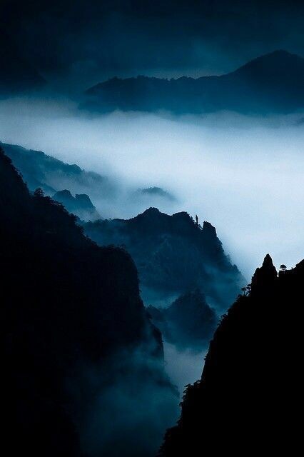 人都有两面或是多面，但是，已经返朴归真的人，只有一面，这一面叫：真诚。——《半山文集》 ​​​