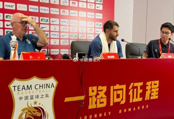 男篮热身赛继续进行，中国男篮72-91输给乌拉圭。  据媒体人球圈赵探...