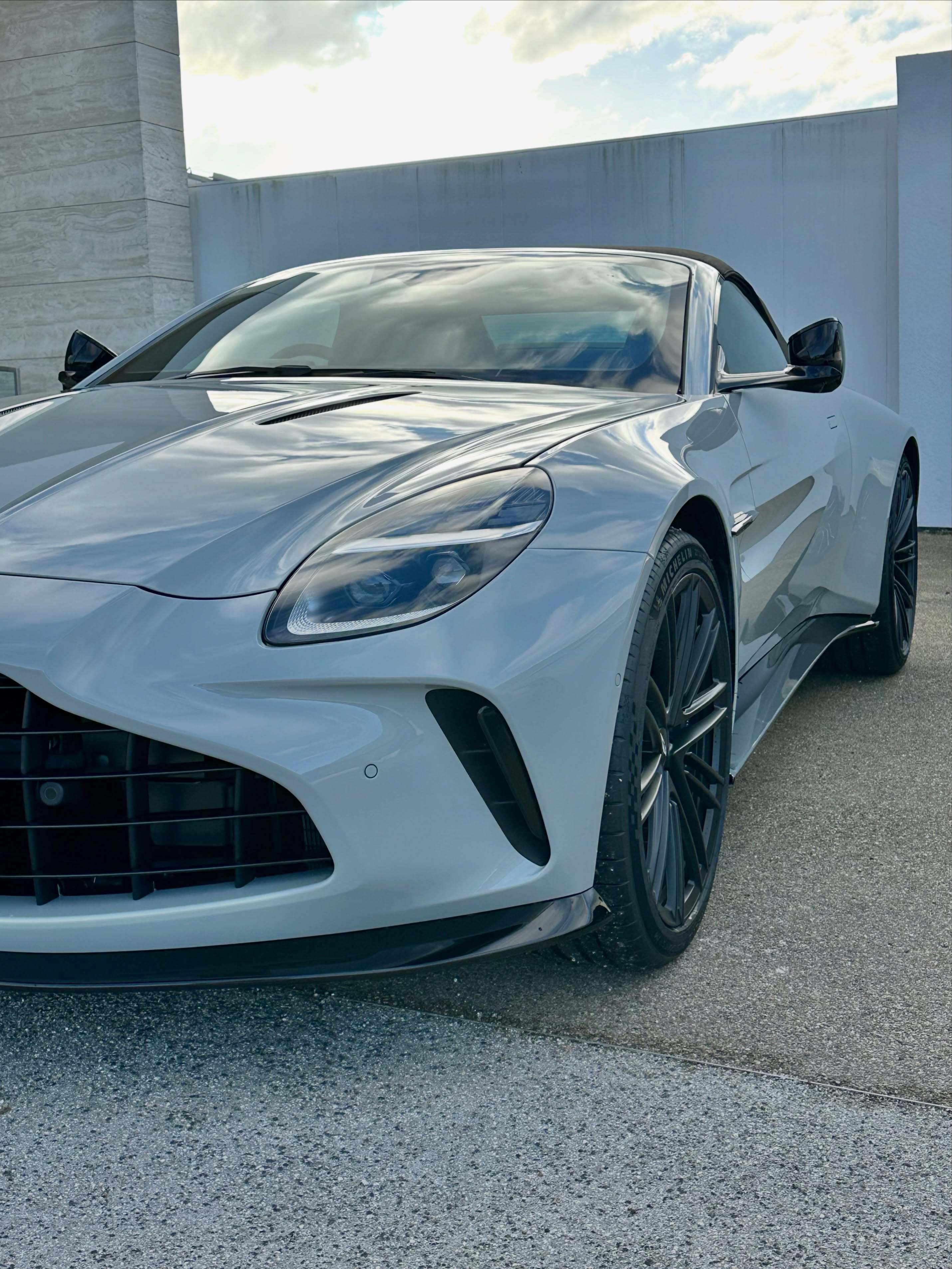 阿斯顿马丁Vantage Roadster [超话] ​​​