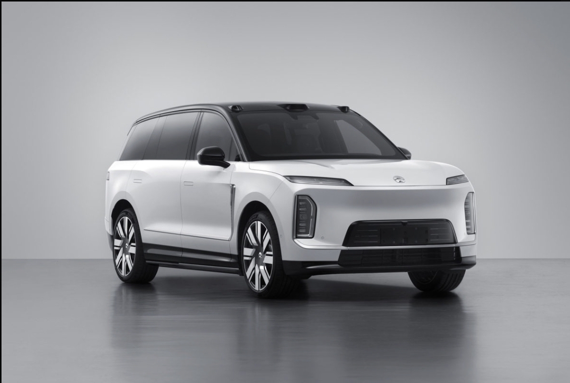 工信部亮相的ES9霸气十足 昨晚工信部亮相出蔚来ES9，三张图足矣看出...