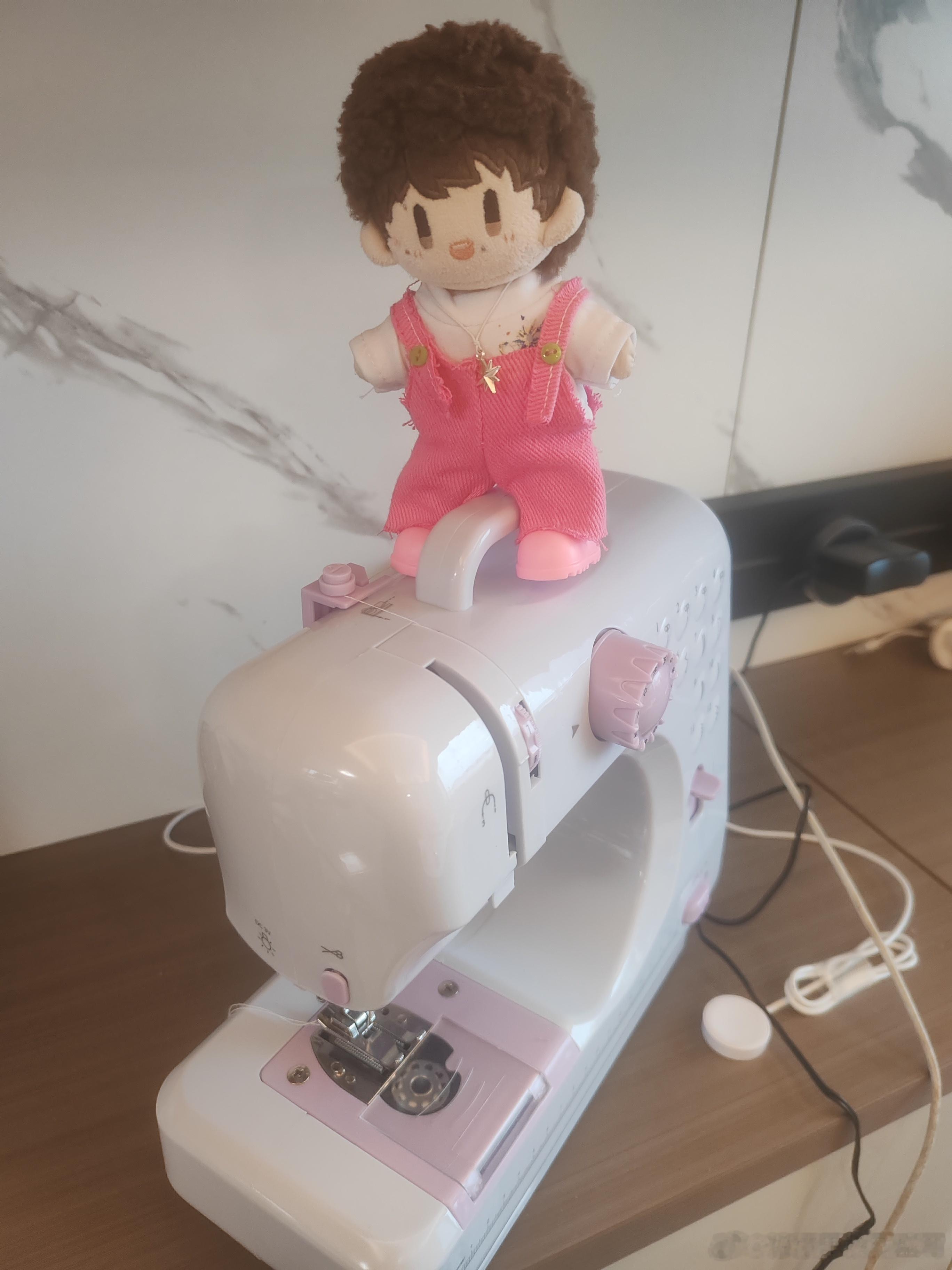 #周深[超话]# 慈母手中线，可可身上衣😃 ​