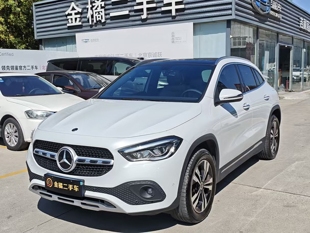 奔驰GLA200 个人一手车 2020年 1.3T 自动 全景天窗 原车漆 需要的来吧#练手车代步车 #值得入手的车 #代步车 #每日推荐好车 #好车不等人 #个人自用车