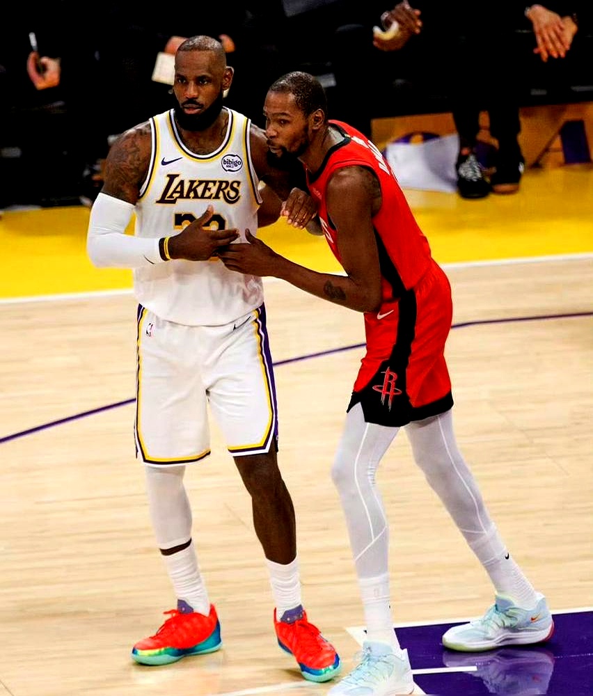 杜兰特这合同，直接少拿了3000万！    2025年6月22号，休斯...