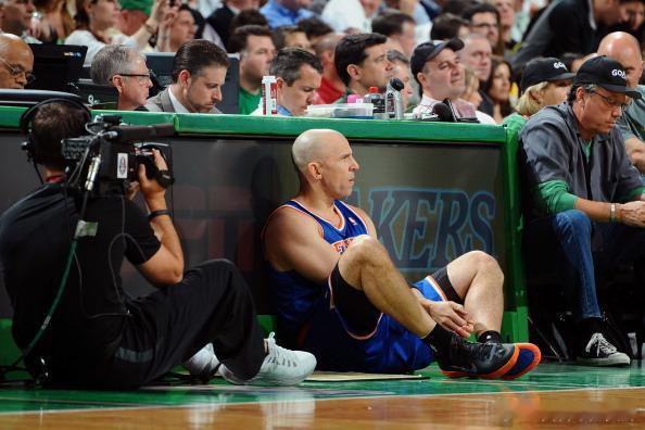 #NBA[超话]##起程nba中国赛2026# 
喜欢小牛的第13年 2013年
12-13 赛季，小牛西部第10，这赛季基德转到尼克斯，赛季结束后基德退役！
西部马刺首轮4比0 湖人（科比伤缺，这赛季nash是控卫）
次轮4 比2 勇士（水花在队，主教练马克杰克逊）
西决4 比0 灰熊（黑白二熊）
总决赛热火4比3 马刺
马刺是gdp+  ​