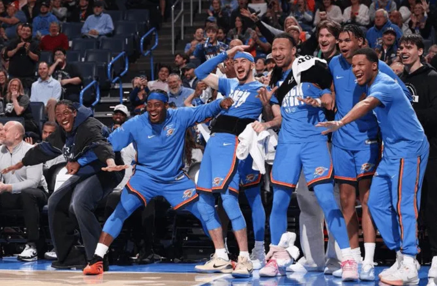 魔术师：雷霆用一场精彩的比赛向我们证明了他们为何是冠军  NBA季后赛...