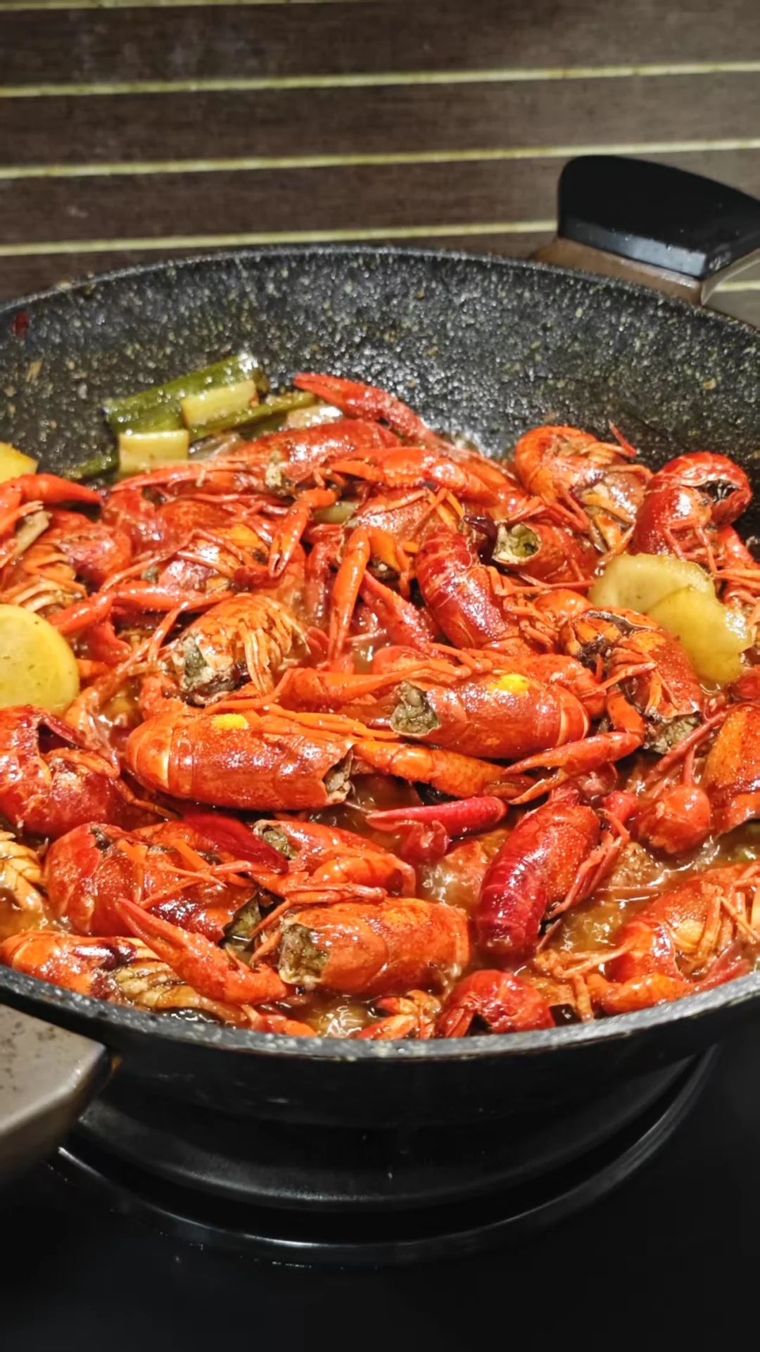 又到了吃虾的季节～