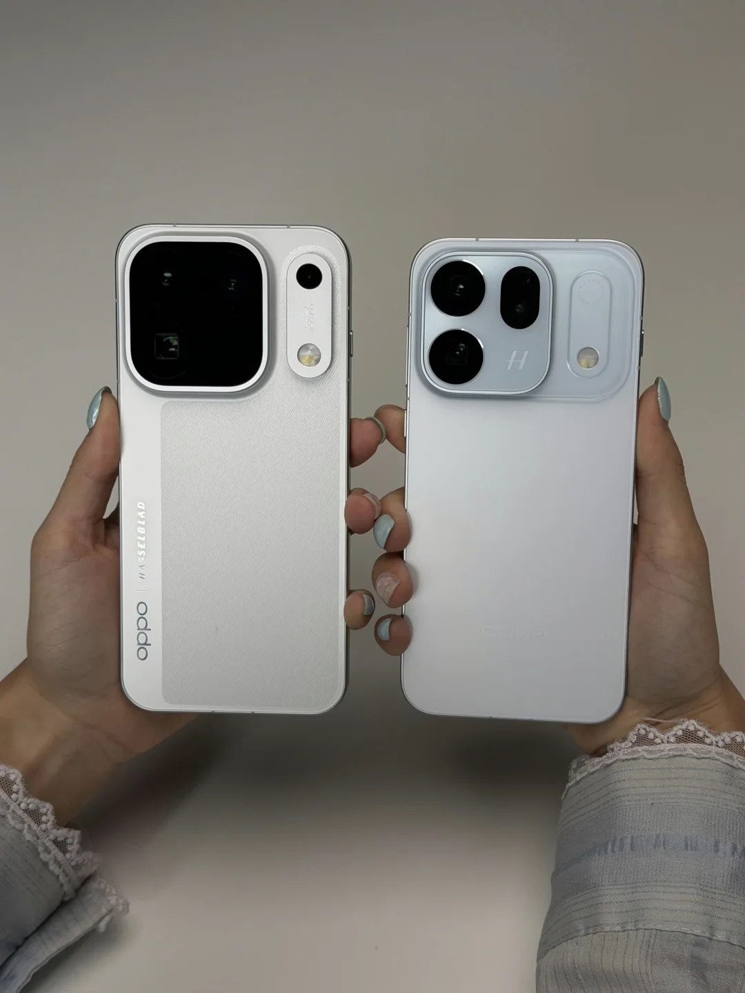 OPPOFindX10和FindX10Pro
常规升级的大杯旗舰，搭载天玑960