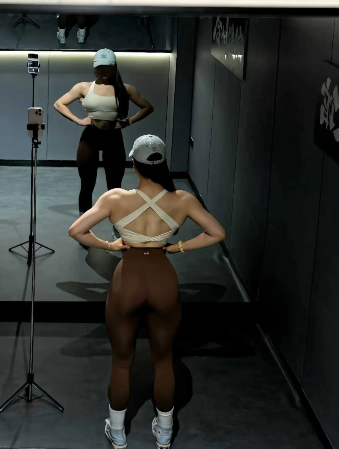 自带支撑的瑜伽裤？