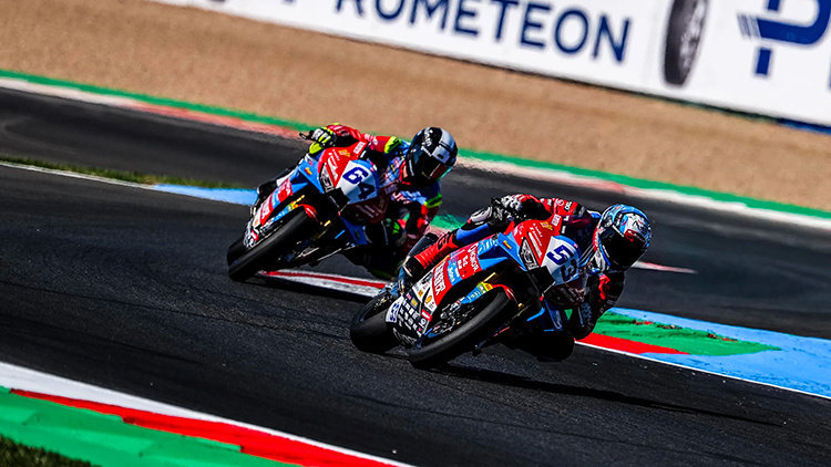 #张雪机车西班牙站第一回合德比斯第10#

WSBK西班牙站SSP组第一回合正赛，张雪机车53号车手德比斯最终获得第10名。 ​