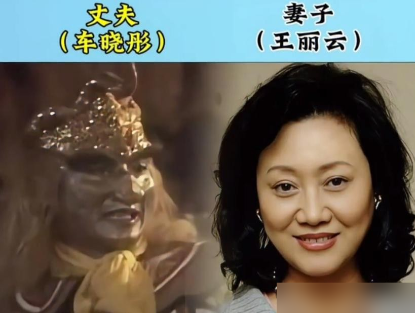 杨洁导演立规矩：拍《西游记》期间，谁也不许谈恋爱。六小龄童进组时拍着胸脯保证，结果呢？
1985年拍《官封弼马温》，他韧带严重挫伤，躺床上三个月动不了。场记于虹天天去照顾，端水送饭陪着聊天。聊着聊着，地下恋就聊出来了。全剧组愣是没人发现。
1988年俩人直接领证。杨洁导演后来说起这事，只说主演年