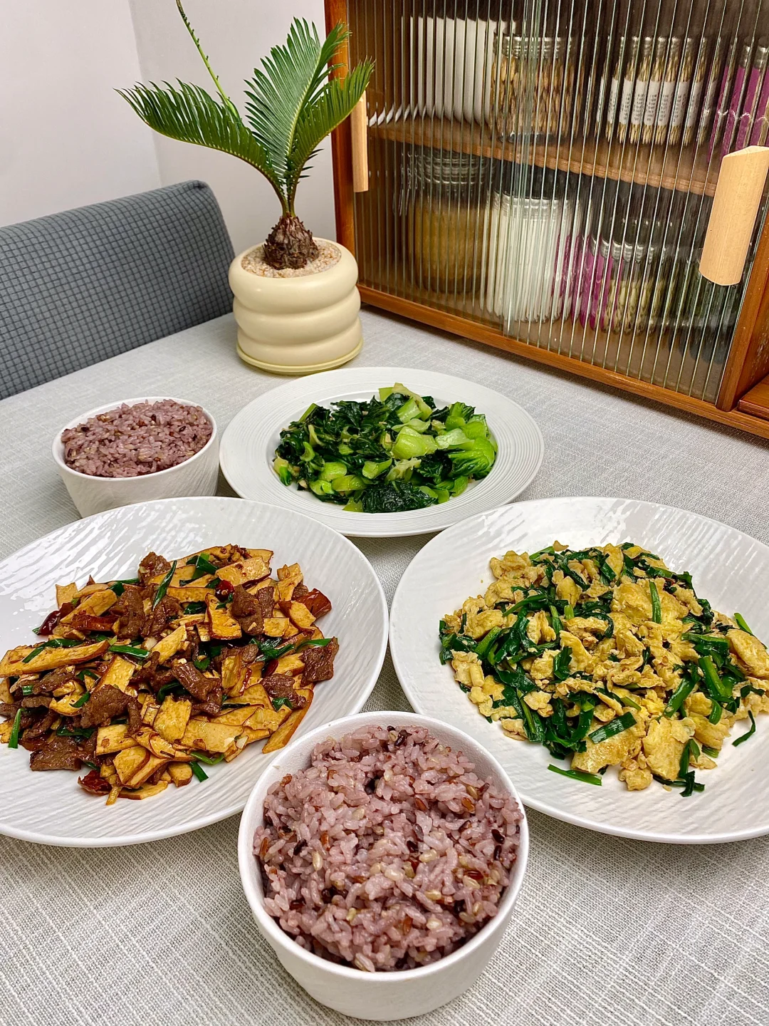 豆干小炒肉｜每日家常菜教程分享