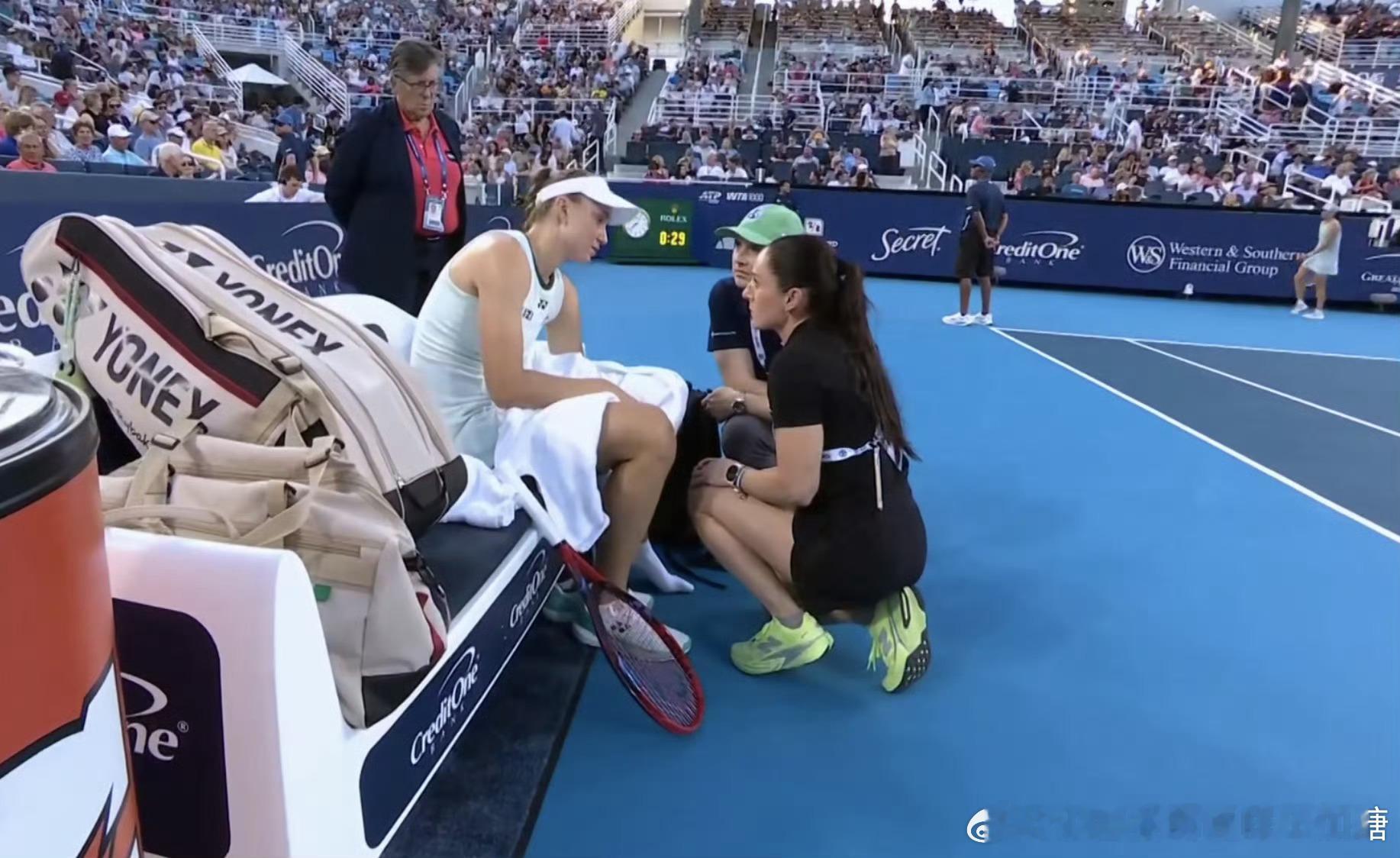 WTA1000辛辛那提站女单1/4决赛迎来焦点战，莱巴金娜对阵斯瓦泰...
