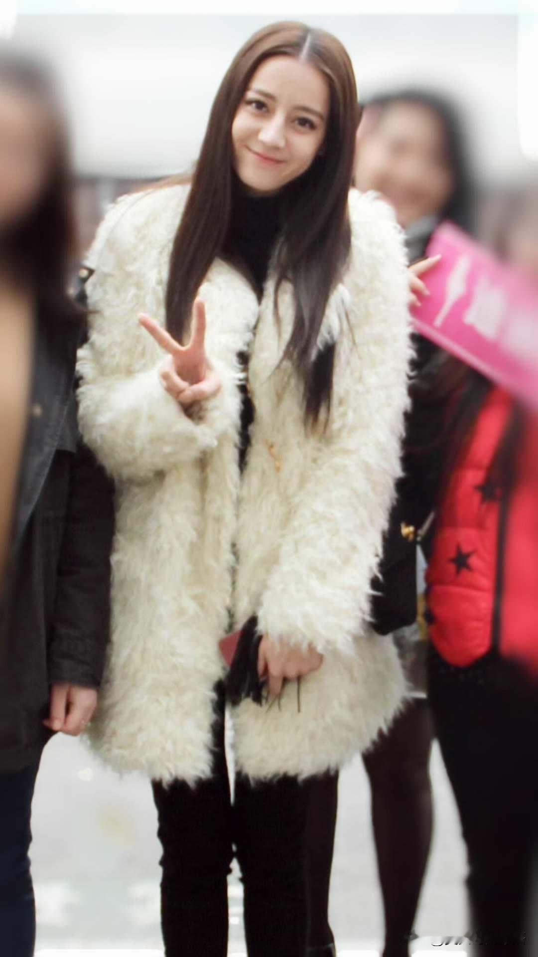 时尚美女，喜欢吗？