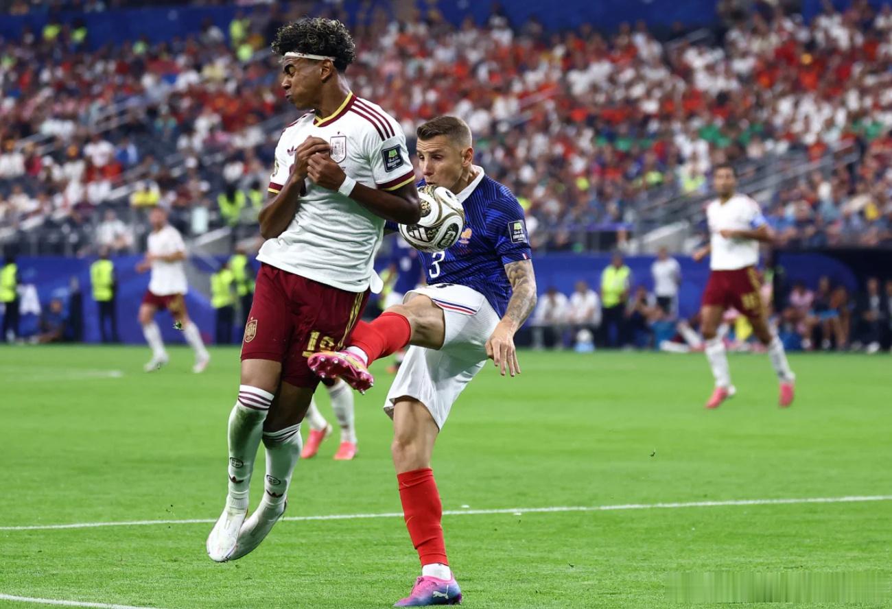 西班牙2-0完胜法国，走向争冠征程！赛前大部分人以为：这是法国碾压局...