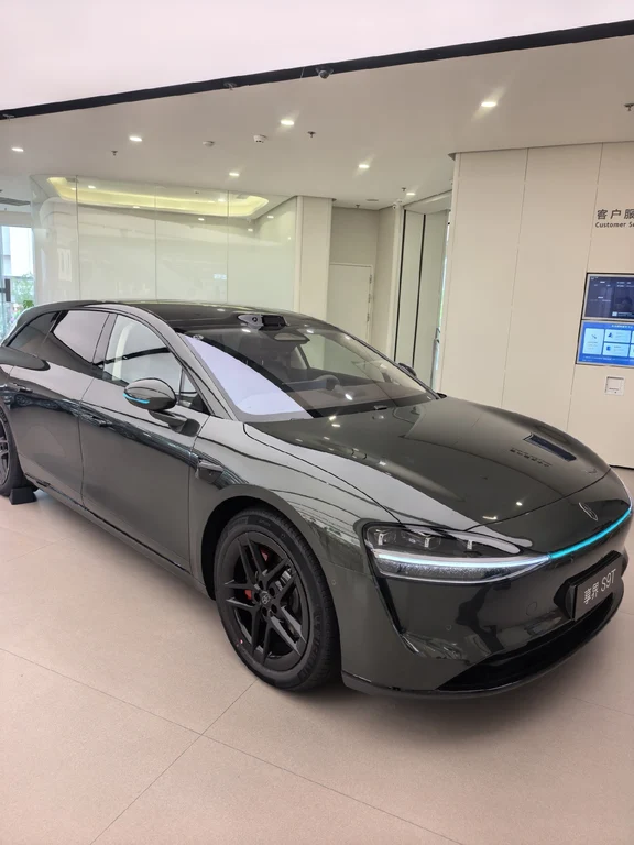 享界s9t 顶配896展车|极品车况