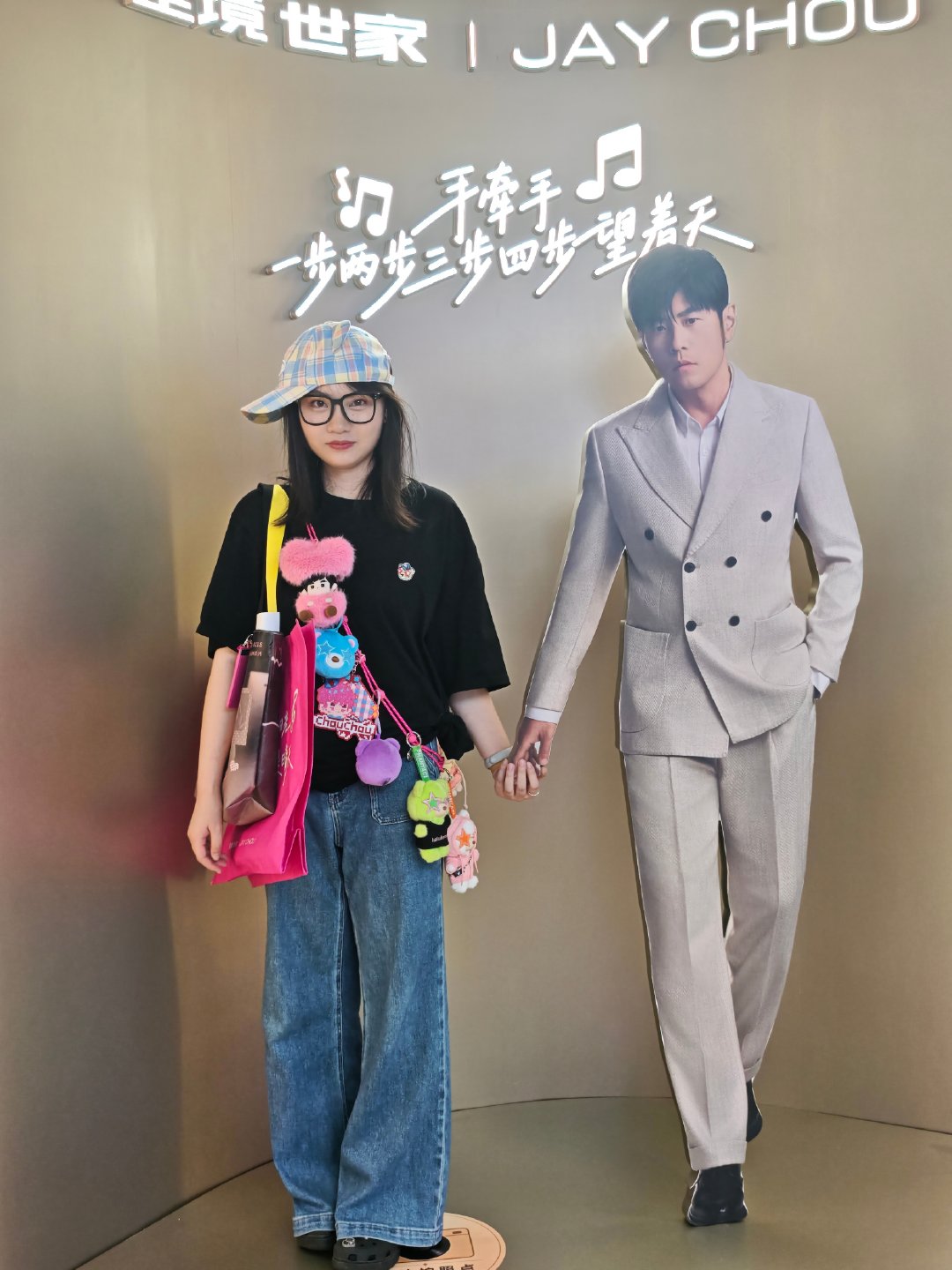 别克气氛组🈶 [耶] 
#别克至镜世家# 
#周杰伦别克至镜世家# 
#成都车展# ​