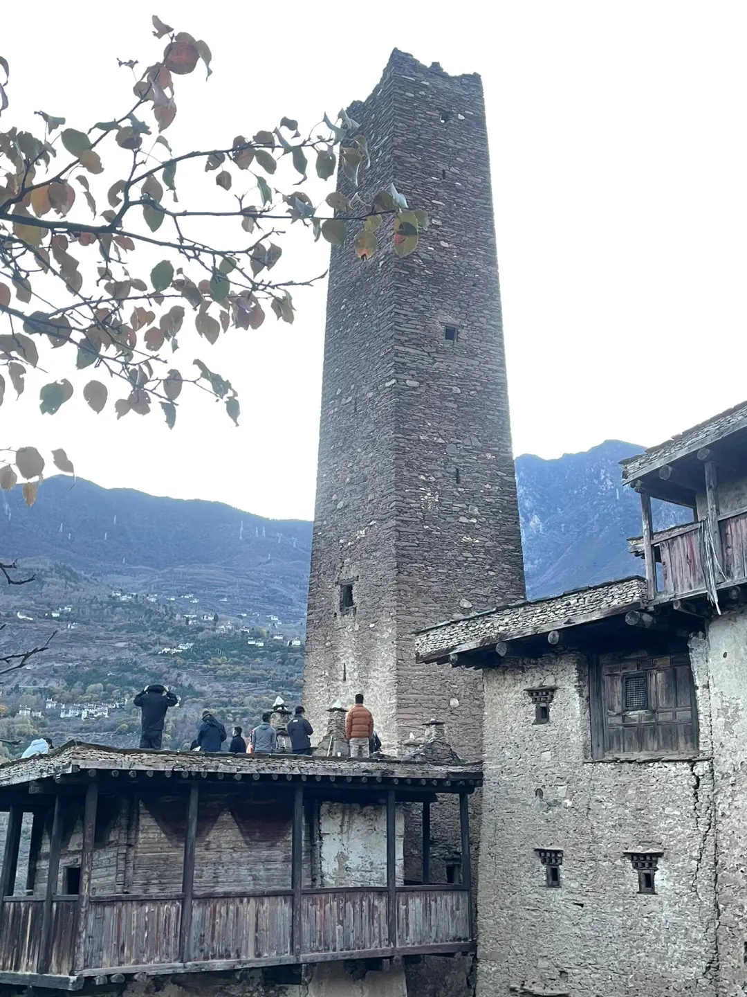 来丹巴梭坡古碉楼群，有这一篇详细攻略就够