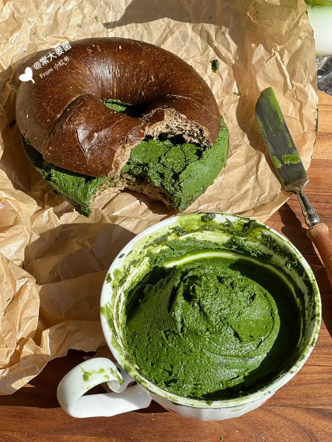 抹茶奶酥酱贝果三明治🍵🥯加倍香醇～～～
