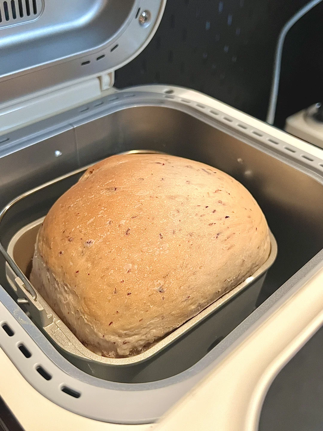 一键爆顶！炒鸡柔软又好闻的芳香玫瑰吐司🍞