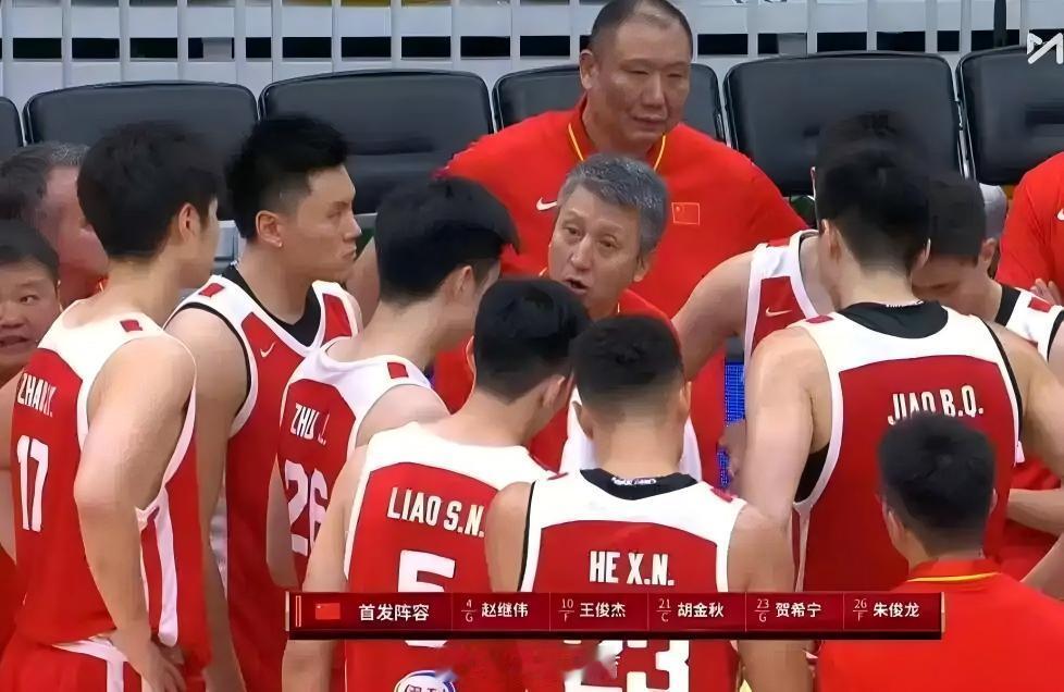 崔永熙留京养伤 中国男篮在20日晚公布了出征世预赛第二阶段的14人名单...