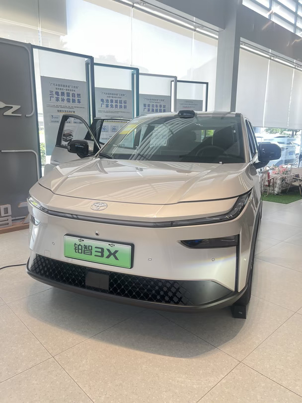 10万级纯电SUV，被铂智3X的空间惊艳到！