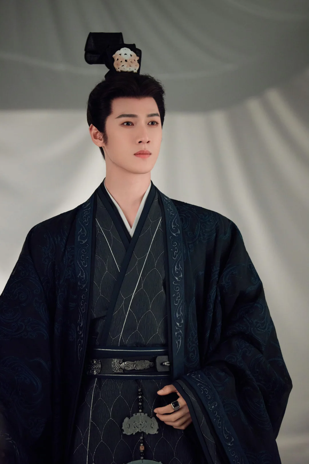 没想到这个冠能帅成这样