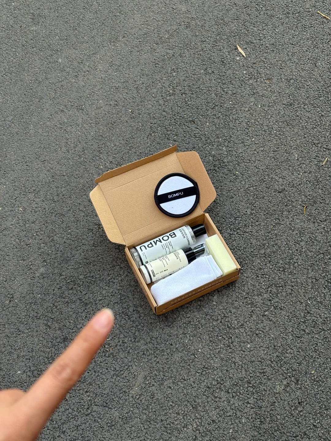 我宣布！我会无限回购这瓶包包清洗剂！！