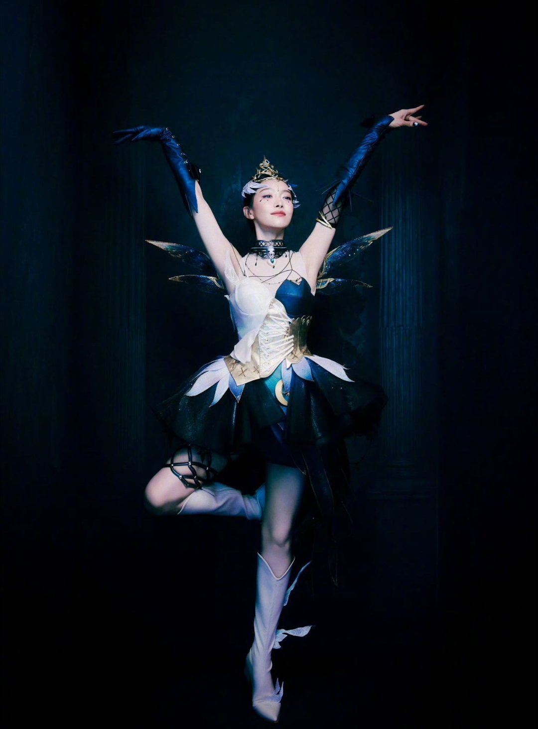 #宋茜新歌飞鸟MV##宋茜新歌飞鸟#宋茜《飞鸟》今日上线，我直接开启无限循环！十七年磨一剑，姐姐闷声干大事，归来依旧是舞台王者#宋茜[超话]# ​