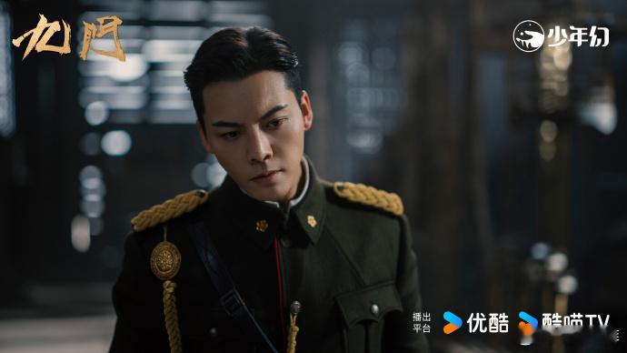 】曾说，除了没有人能演得了张启山，对此，柏杉解释，陈伟霆为这个角色付出...